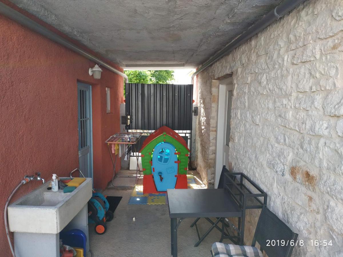 Holiday Home Peruski Hébergement de vacances Peruški